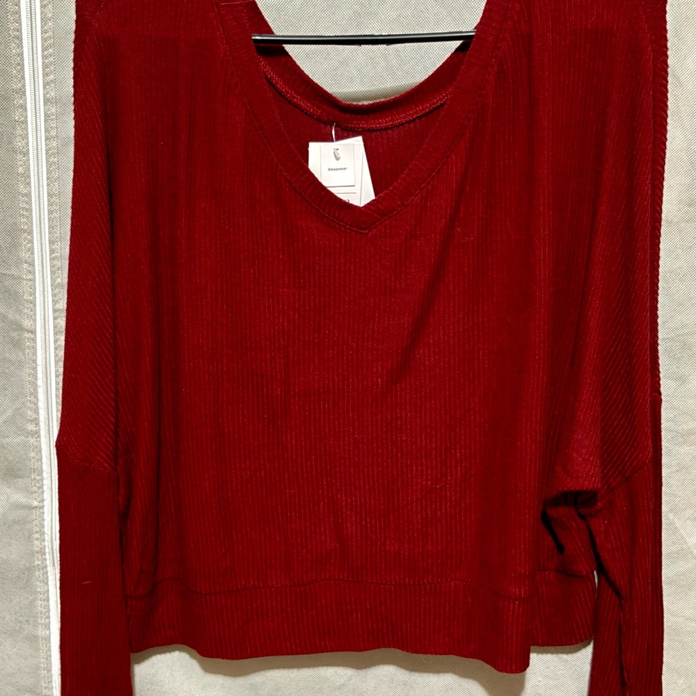 Auden Red Intimate Top - Picture 2 of 3